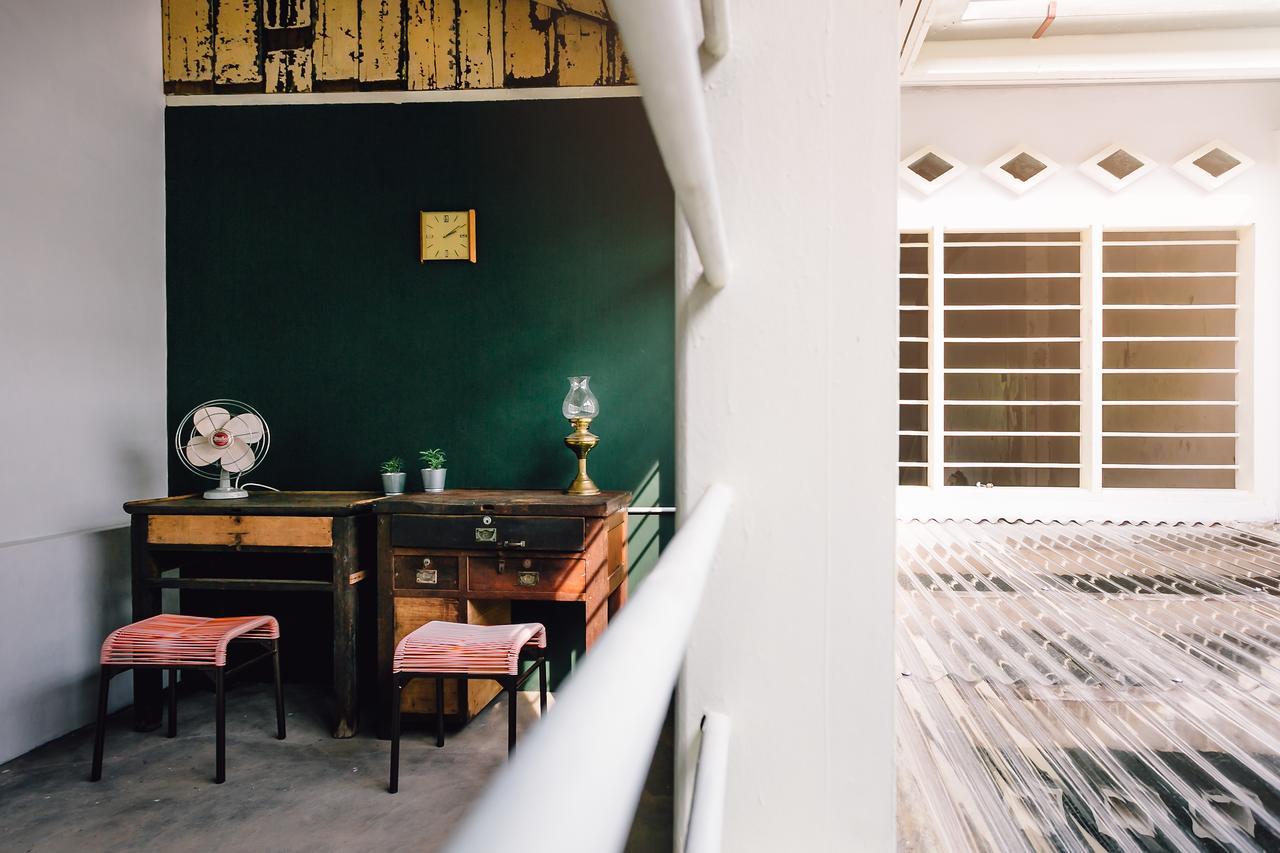 Hostel Ah Wai, Hostel Ah Zhi アロースター エクステリア 写真