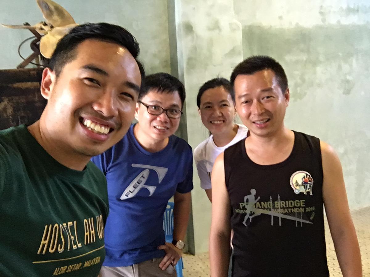 Hostel Ah Wai, Hostel Ah Zhi アロースター エクステリア 写真