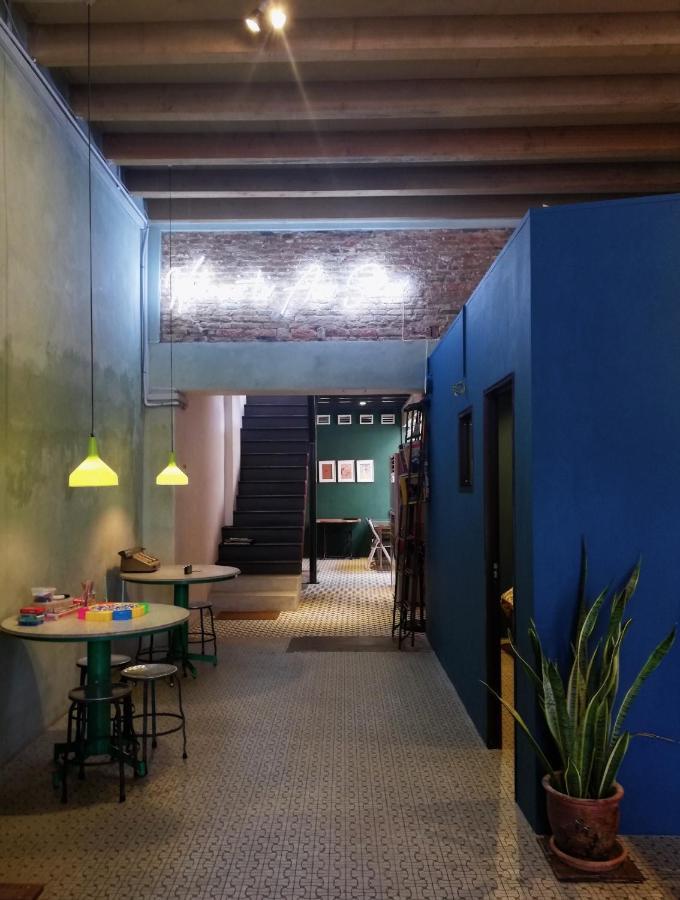 Hostel Ah Wai, Hostel Ah Zhi アロースター エクステリア 写真